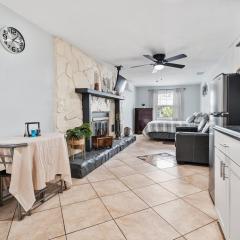 PRIVATE STUDIO near Busch Gardens & USF