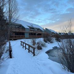 Condo 2BR on Winter Park Ski Bus Route for Christmas