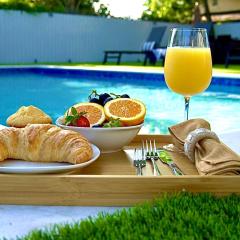 CasaMia Only 10 min to Wynwood with New Pool, Bikes, Parking and Privacy