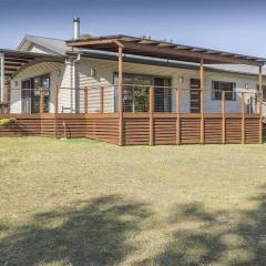 Bawley Backyard Haven - family retreat near beach