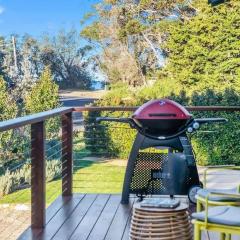 The Rainbow Lorikeet Verandah