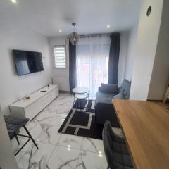 Studio avec terrasse