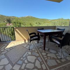 One bedroom apartment with two terraces in an orchard