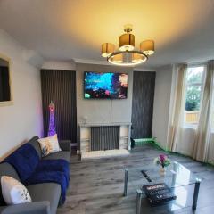 Home Near Headingley Stadium