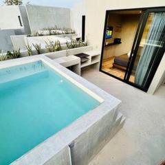 2-Bedroom 2-Story Private Pool and Grill 414