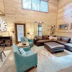 Livin' the Dream - Relaxing Escape for 8