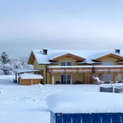 Villa with terrace, sauna near the border triangle