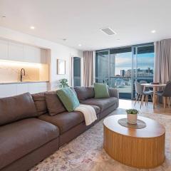 Patrick Calm - Easy Living near Dining and Hobart CBD