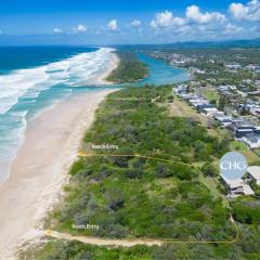 Classic Beach House on Surfside - Pet Friendly