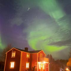 Cozy Family Villa for aurora lovers