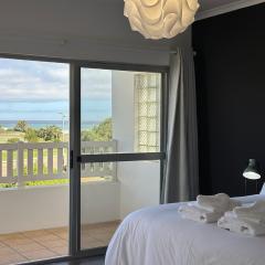 Poseidon Beachfront Holiday Home