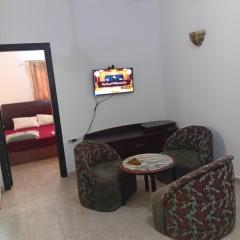 شقه للإيجار مكيفه