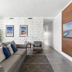 Modern South Beach 2 Bedroom Gem