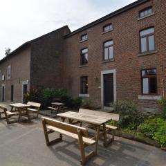 Farm Stay with Sauna, Teuven