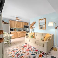 Cozy Beach Getaway with Bikes included!