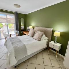 Escape to 205 in Stellenbosch central-free parking