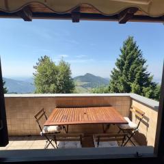 Panorama1200C, in the heart of the San Fermo Hills