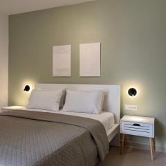 M P A Luxury Apartment A1