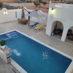 villa houch serine
