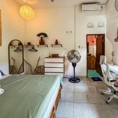 1BR Studio with Shared Pool and Gym, private Garden and kitchen in Canggu