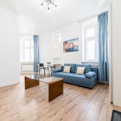 Garbary 31 City Center Studio by BookingHost