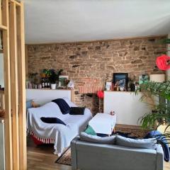 Le charme de l'ancien au goût du jour avec parking