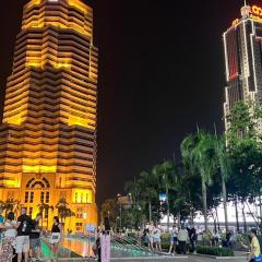 Sky suite KLCC by Travel Buddy