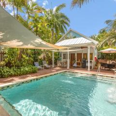 COCONUT PALM SUITE at Travelers Palm Inn Key West