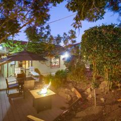 3BRB with Bonus Bedroom, Hot Tub, Tropical Oasis