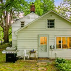 Pondfront Gem Minutes from Hudson’s Best Shops Cafes The Stillwater House