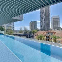 Coastal Chic 2BR Steps to Beach and Dining