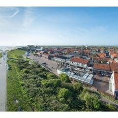 Luxurious studio for 2 people, a 1-minute walk from the beach of Zoutelande