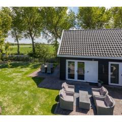 Family house with an ideal location, private terrace, garden and sauna