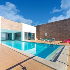 An Idyllic Algarve Home by the Water