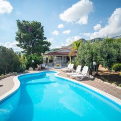 Villa in Castellammare del Golfo with private pool