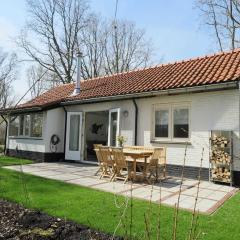 Holiday Home in Dishoek near Southern Beach