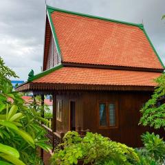 Phumisiri Khmer House - Stay Like Local
