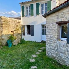 Charming house with garden in Ars-en-Ré