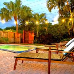 Fox Island Heated Spa- Downtown & Beach