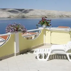 Apartments Roza