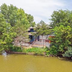 Lakeview Lounge Group-friendly Near Hefner #lw