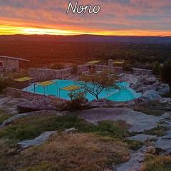 Suite's on the rock's