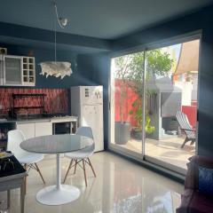 Depto con terraza propia y parrilla