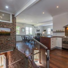 UrbanStyle Claremont Apartment