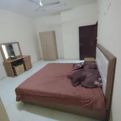شقة غرفتين وصاله وسط صلاله - Two-bedroom apartment in the center of Salalah