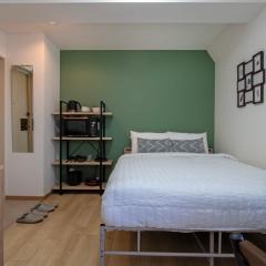 CraftFlat Komagome 604, compact studio at excellent location