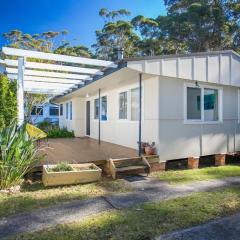 Mollymook Beach Cottage
