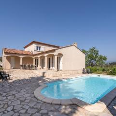 Luxurious villa in Oupia with private pool