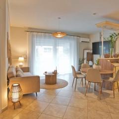 Modern Beach Retreat 2BR in Coastal Palaio Faliro