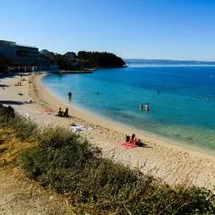 Gemütliche Studio-Wohnung mit zwei Balkonen und Gemeinschaftsgarten in Strandnähe